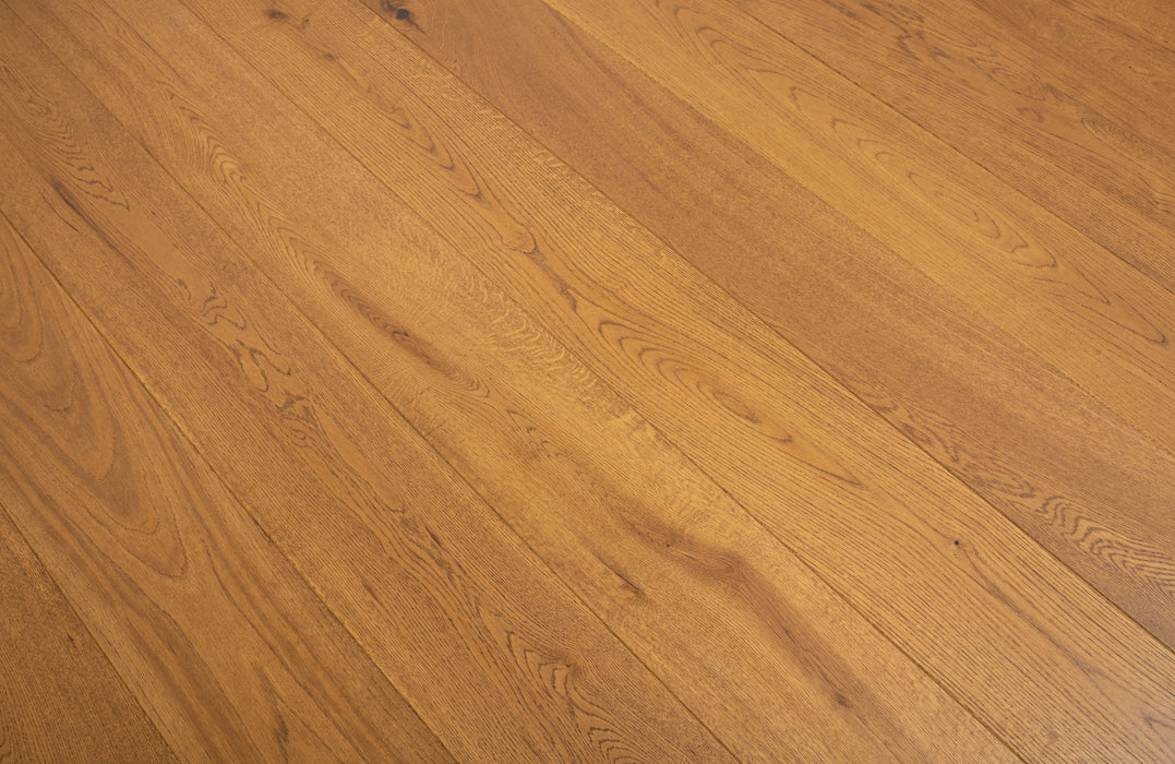 Majestic Series Golden Oak Brushed & Lacquered Engineered Wood Flooring