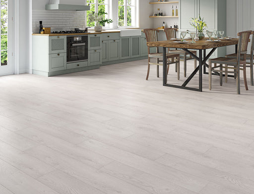 Laminate Flooring – Natural Dark Oak – AGT Effect Premium Everest – 191mm x 1380mm – 12mm