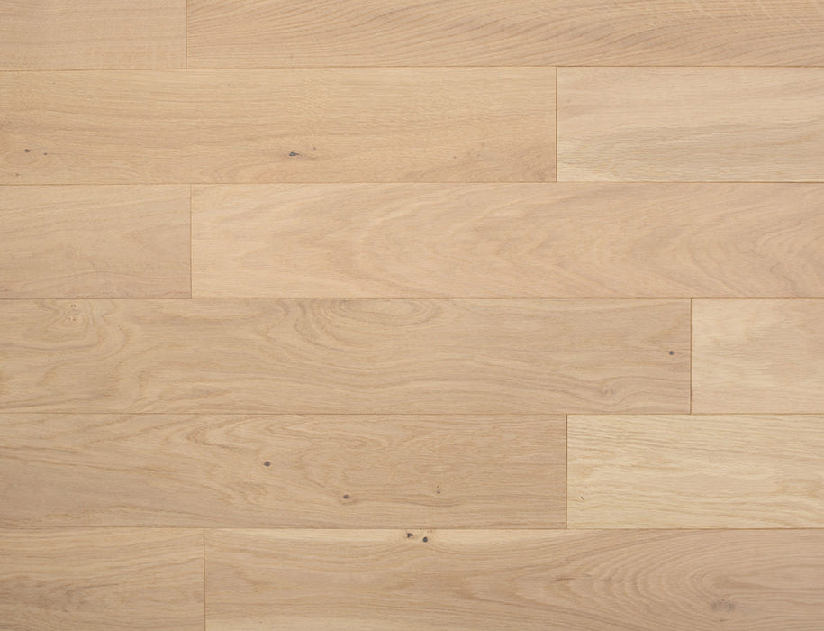 Engineered Oak Flooring – Natural Oak – Smooth Invisible Oiled – 125mm x 300-1200mm – 10/2.5mm