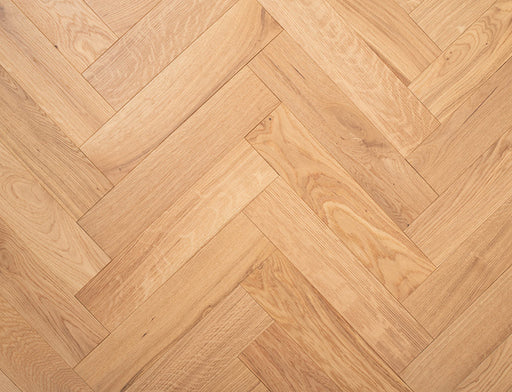 Engineered Oak Herringbone Flooring – Natural Oak – Brushed & Oiled – 90mm x 400mm – 15/4mm