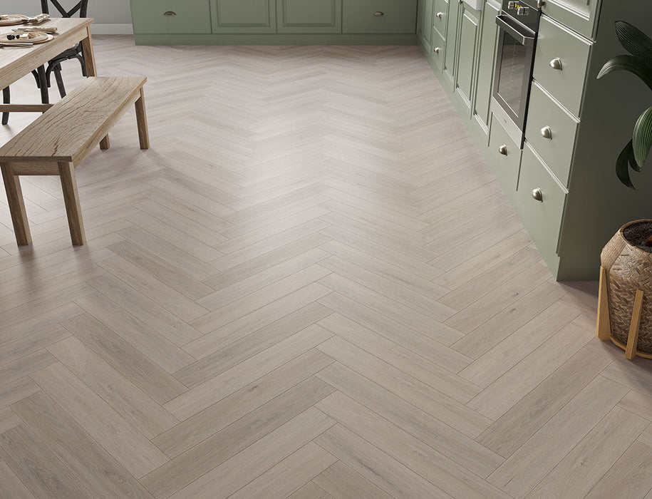 SPC Click Vinyl Herringbone Flooring – Light Grey Oak – 128mm x 615mm – 5/0.5mm