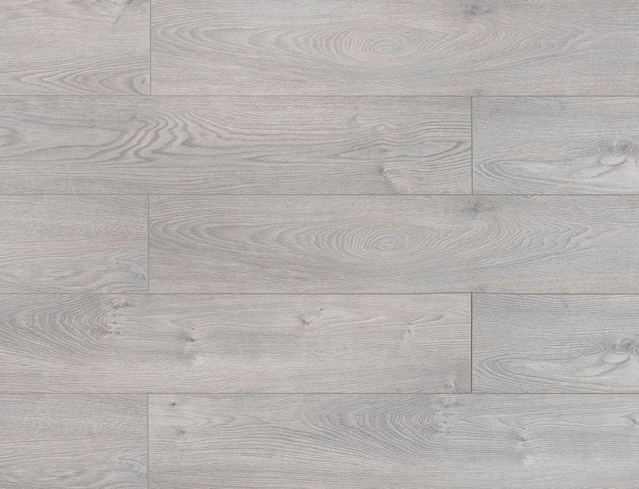 Laminate Flooring – Warm Brown Oak – AGT Effect Premium Elbruz – 191mm x 1380mm – 12mm