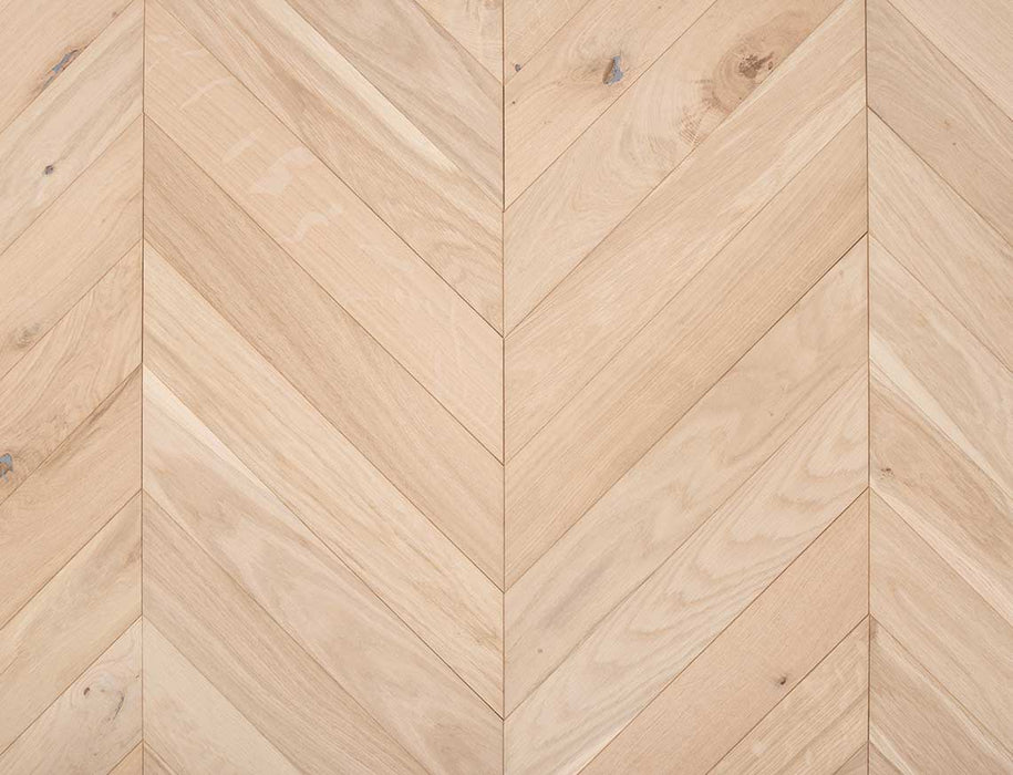 Engineered Oak Chevron Flooring – Natural Oak – Unfinished – 90mm x 510mm – 14/3mm