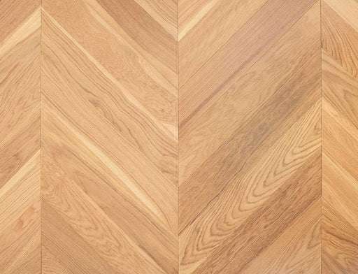 Engineered Oak Chevron Flooring – Natural Oak – Smooth Lacquered – 90mm x 510mm – 14/3mm