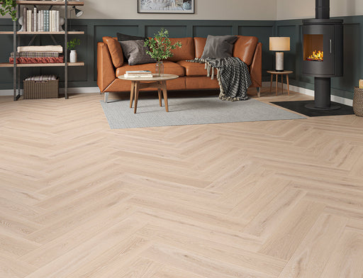 SPC Click Vinyl Herringbone Flooring – Whitewashed Brushed Oak – 127mm x 635mm – 8/0.17mm