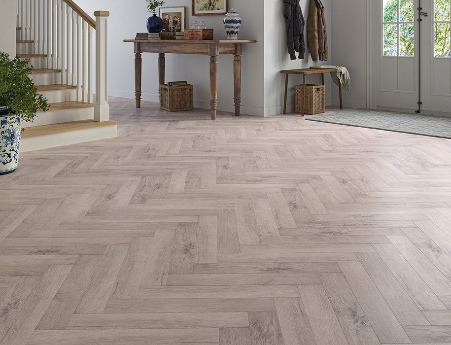 Laminate Flooring – Natural Oak – Ormesby Ormesby – 193mm x 1380mm – 8mm