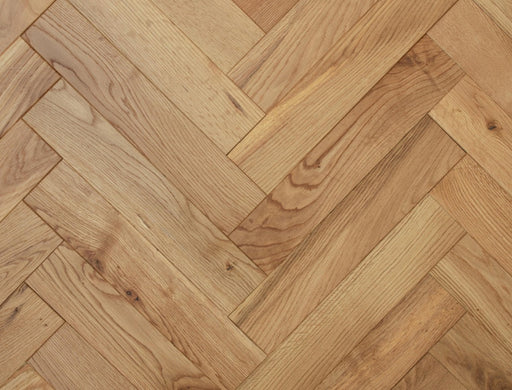Solid Wood Herringbone Flooring – Natural Oak – Brushed UV Lacquered – 90mm x 400mm – 18mm