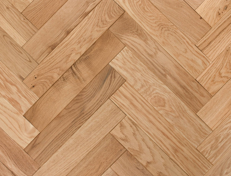 Solid Wood Herringbone Flooring – Smoked Oak – Smoked Brushed UV Oiled – 90mm x 400mm – 18mm