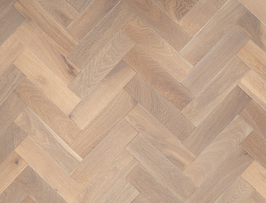 Engineered Oak Herringbone Flooring – Grey Oak – Smoked Brushed Lacquered – 80mm x 300mm – 10/3mm