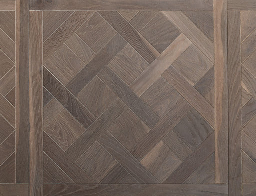 Engineered Oak Versailles Flooring – Grey Brown Oak – Brushed & Oiled – 600mm x 600mm – 14/3mm