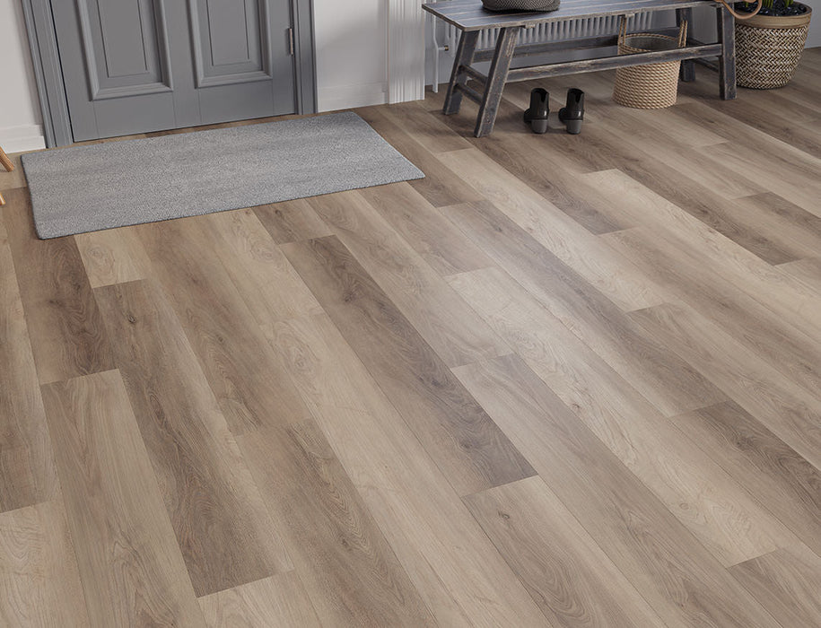SPC Click Vinyl Flooring – Light Brown Oak – 180mm x 1220mm – 6.5/0.5mm