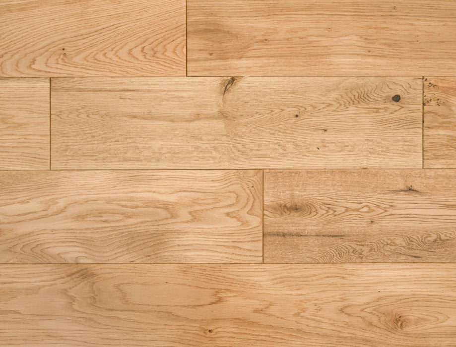 Solid Wood Flooring – Natural Oak – Smooth UV Lacquered – 125mm x 300-1200mm – 18mm