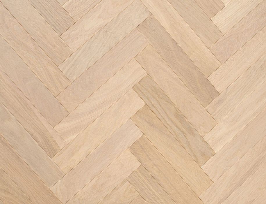 Engineered Oak Herringbone Flooring – White Smoked Oak – Brushed & Oiled – 70mm x 350mm – 10/2.5mm