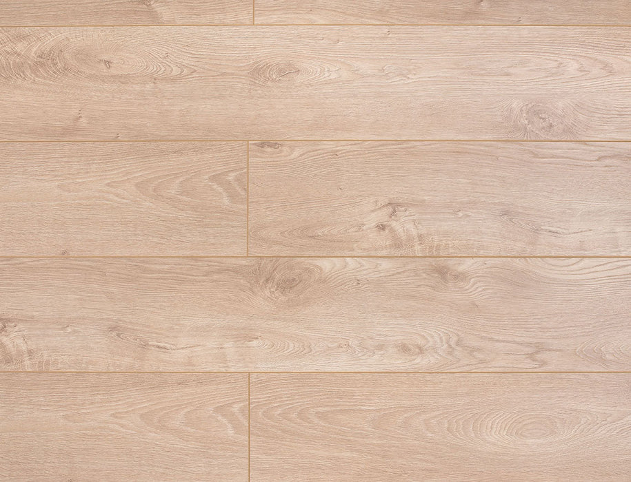 Laminate Flooring – Golden Oak – AGT Effect Premium Solaro – 191mm x 1380mm – 12mm