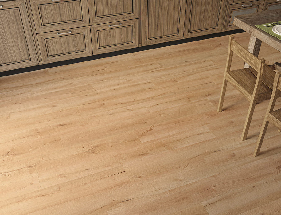 SPC Click Vinyl Flooring – Natural Brushed Oak – 181mm x 1520mm – 8/0.17mm
