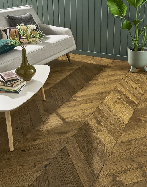 Cambridge Chevron Golden Smoked Oak