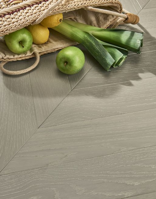 Cambridge Chevron Pearl Grey Oak