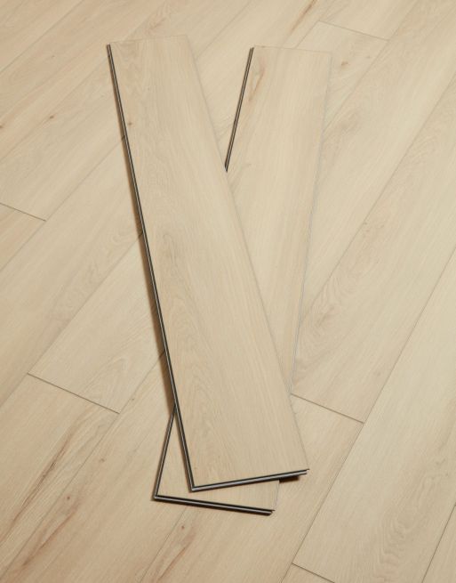 EvoCore Premium Glacier Oak Flooring