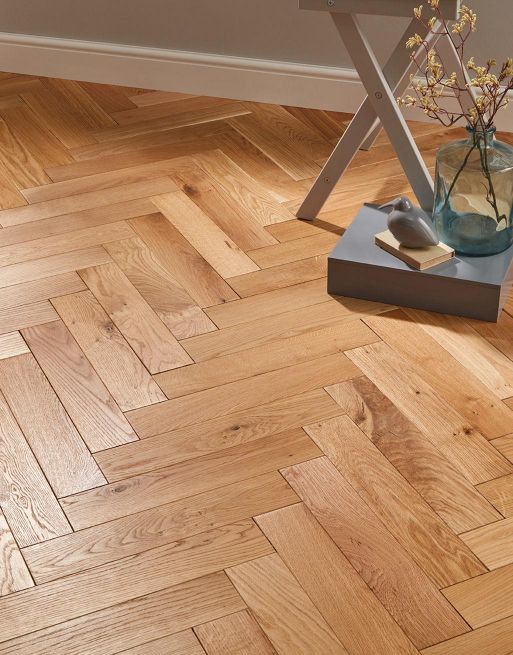 Park Avenue Herringbone Natural Oak