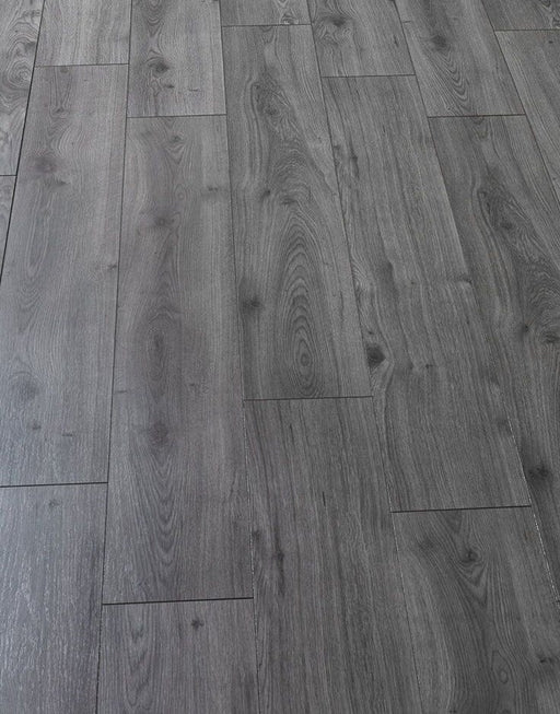 Loft Midnight Grey Laminate Flooring £9.99/m² xccscss.