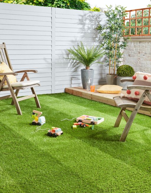 Madrid Stripe Artificial Grass £16.99/m² (Width 2m) xccscss.