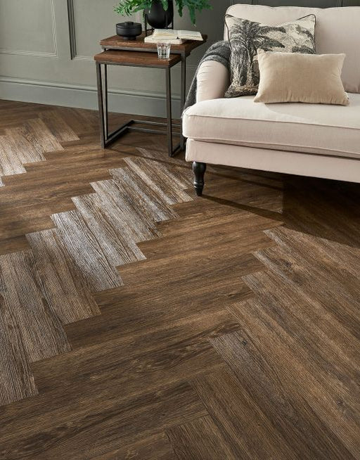 EvoCore Essentials Herringbone Vintage Mansion Oak £34.99/m² xccscss.