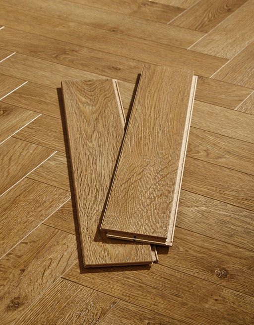 Vintage Chateau Herringbone Golden Brown Laminate Flooring £37.99/m² xccscss.