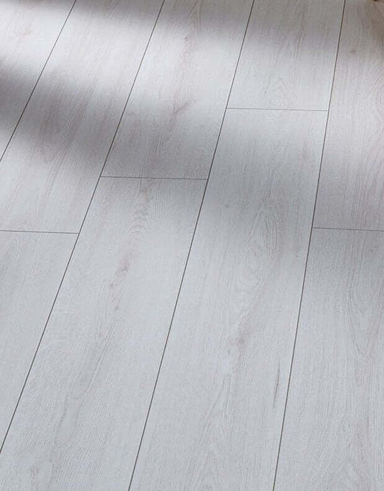 Farmhouse White Laminate Flooring £11.99/m² xccscss.