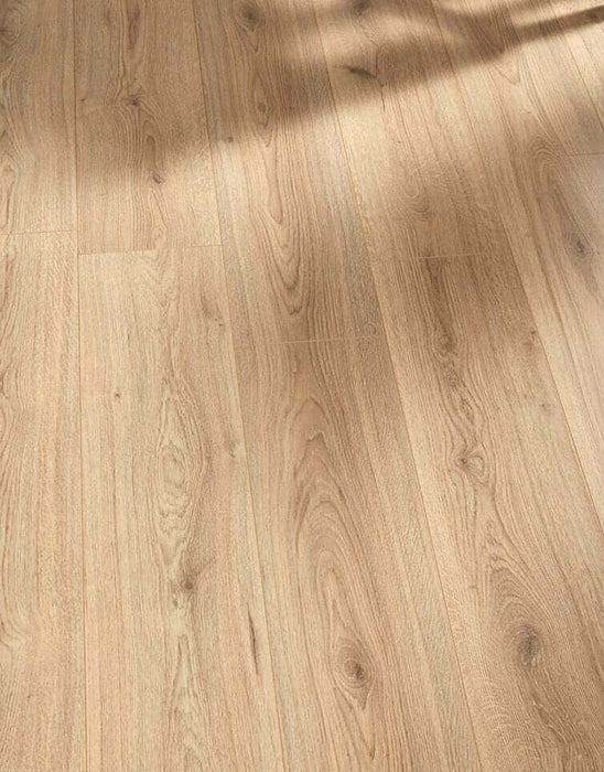 Farmhouse Woodland Oak Laminate Flooring £11.99/m² xccscss.