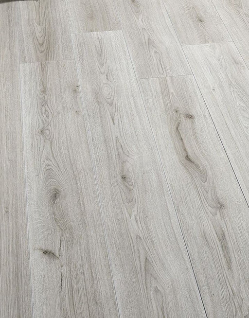 Loft Light Grey Laminate Flooring £9.99/m² xccscss.