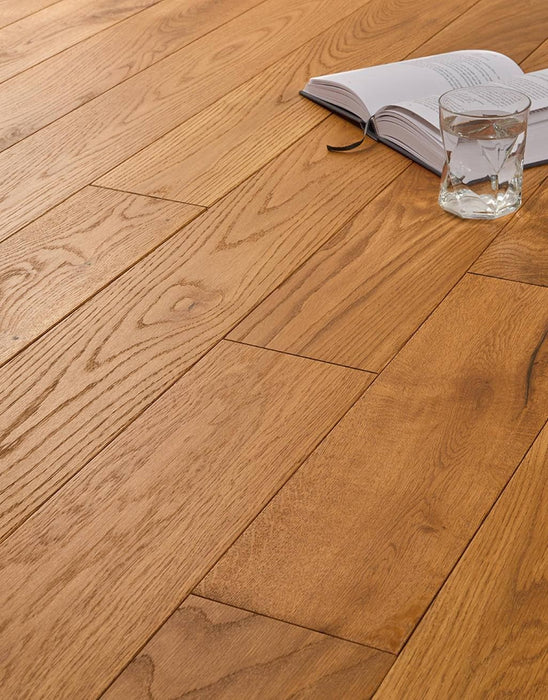 Deluxe Golden Oak Brushed & Oiled Solid Wood Flooring