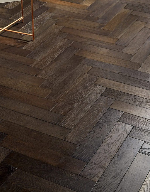 Oxford Herringbone Vintage Oak Brushed & Lacquered Engineered Wood Flooring £64.99/m² xccscss.