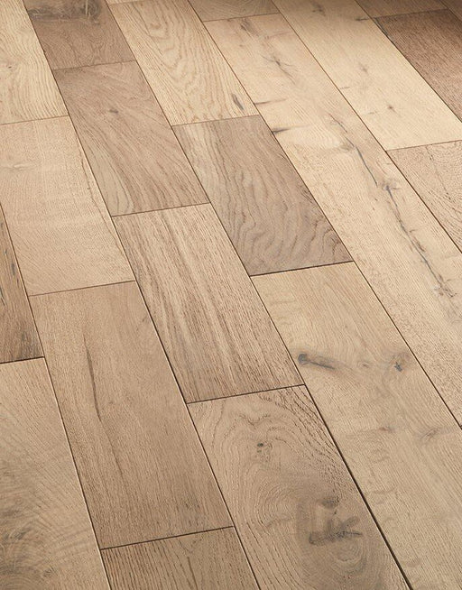 Studio Vanilla Oak Brushed & Oiled Engineered Wood Flooring £42.99/m² xccscss.